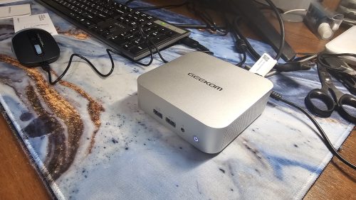 Мини ПК GEEKOM A8 AMD® Ryzen9-8945HS 32ГБ+2ТБ Мини-Компьютер с ИИ photo review